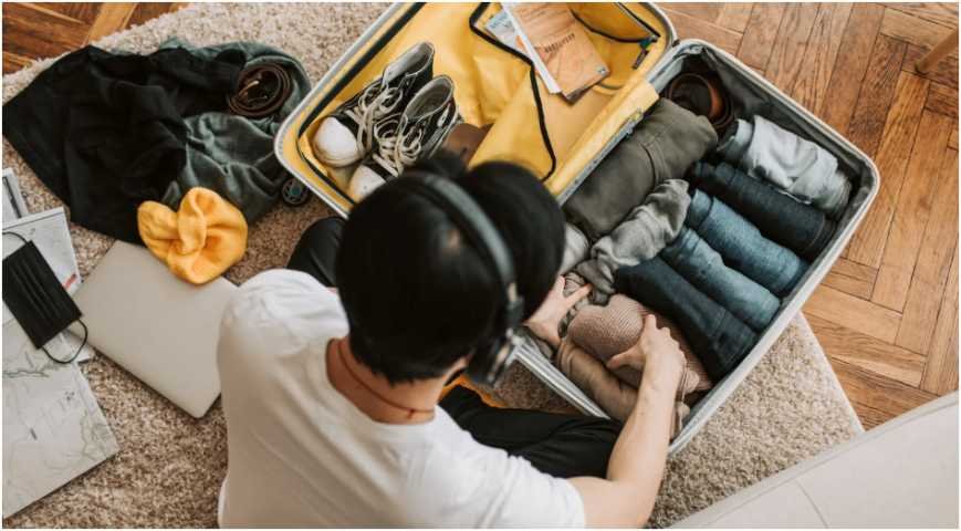 Minimalist Packing Travel Guide: How I Travel Light Without Stress