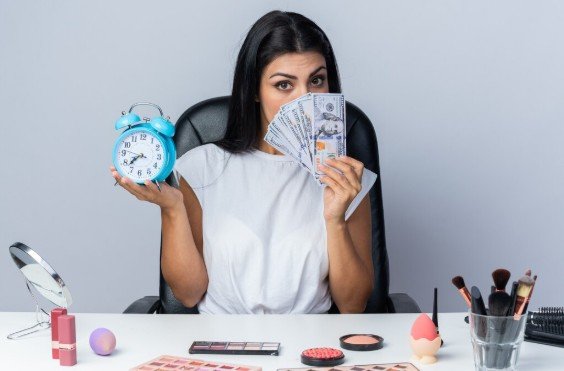 How does mindful money management help with long-term fulfillment