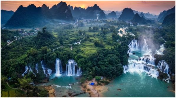 How Do You Get to Cao Bang and Ban Gioc Waterfall?