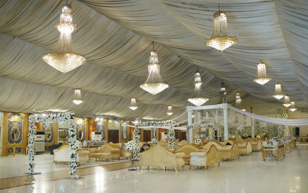 Everything You Need to Know Before Buying Your First Statement Chandelier