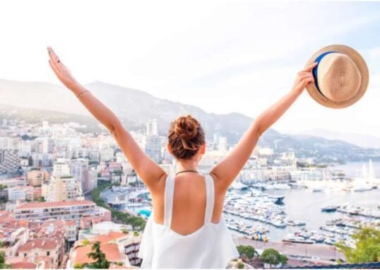 Healthy Habits While Traveling That Keep You Energized Anywhere