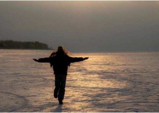 Peaceful Travel Mindset Habits That Changed How I Travel Forever