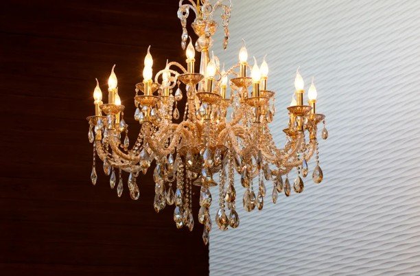 Technical Specifications - Brightness and Type of Lighting