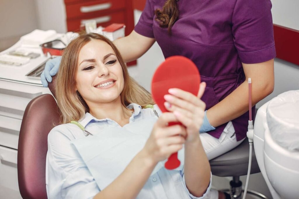 Why Natural Cosmetic Dentistry Is Becoming More Popular