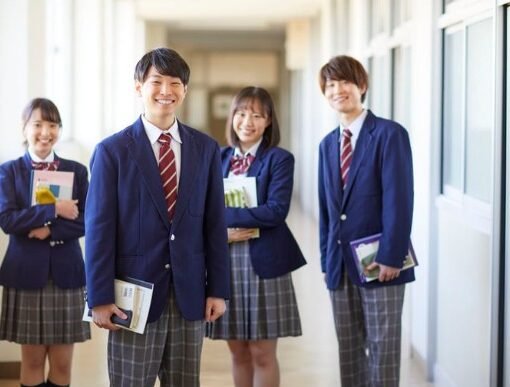 7 Things Students Schedule During School Breaks