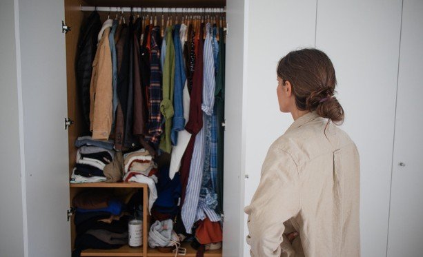 Wardrobe Audits and Dorm Room De-cluttering