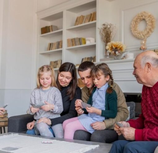 Building a Care Plan for Aging Parents: A Complete Family Guide for Support